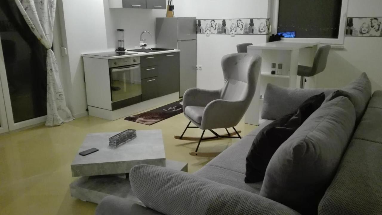 Gabi Leilighet Pag Town Eksteriør bilde